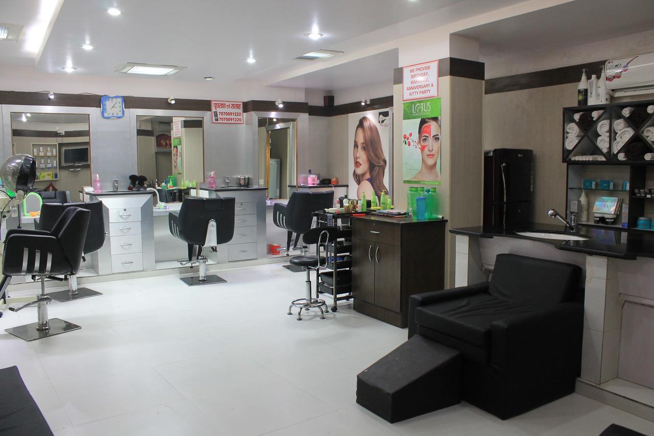 Hotel Rajhans International Bhāgalpur Екстериор снимка